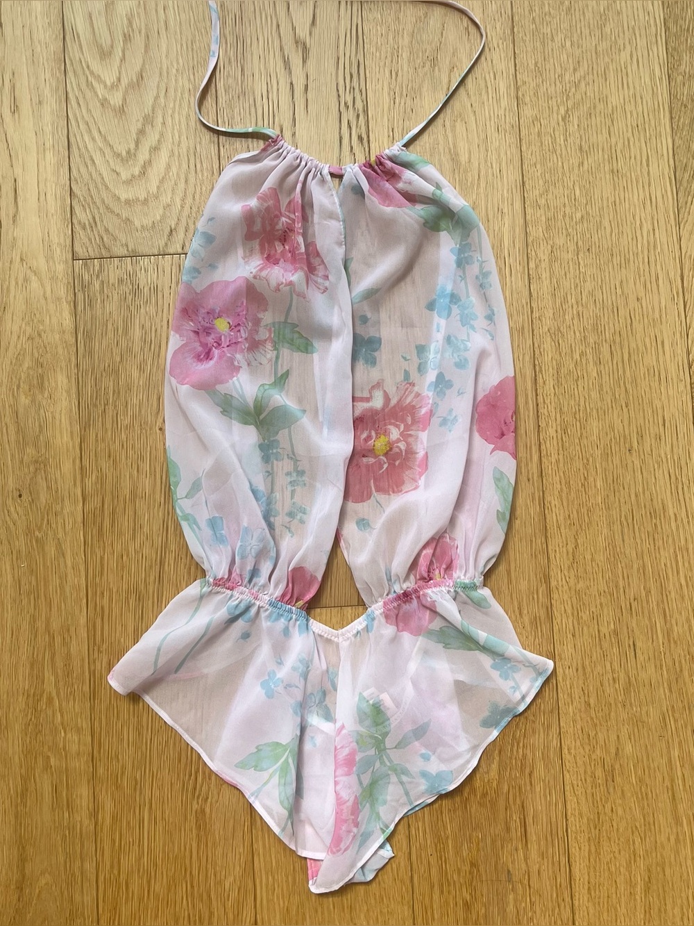Victoria’s Secret Dream Angels Peony Chiffon Halter Teddy Faint Pink Floral